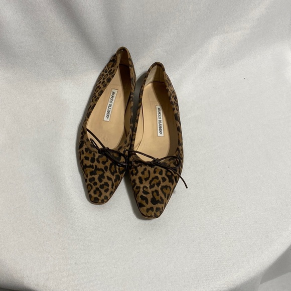 Manolo Blahnik flats - Picture 1 of 6